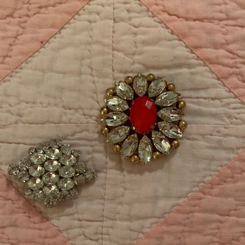 Banana Republic Brooches